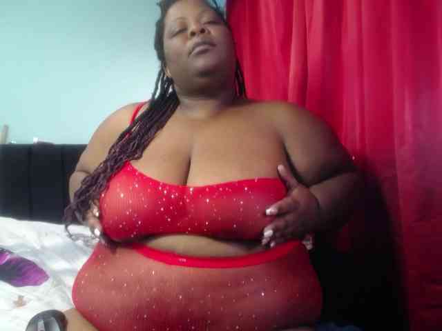 ShantalBBW webcam