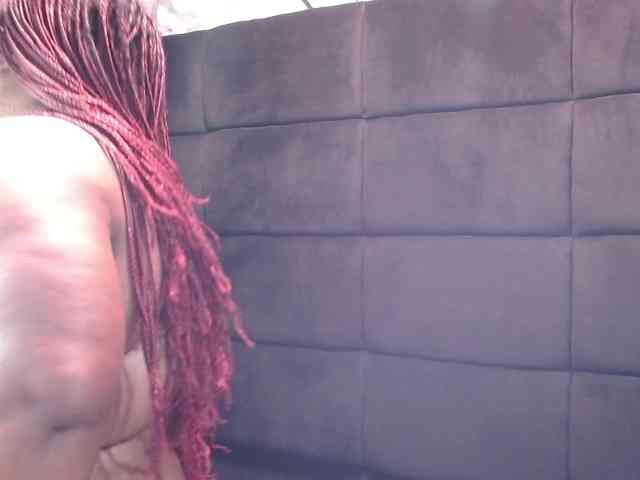 ShantalBBW webcam