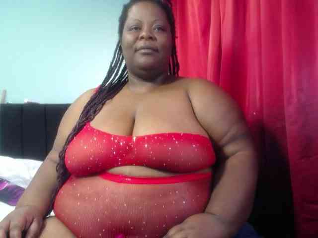ShantalBBW webcam