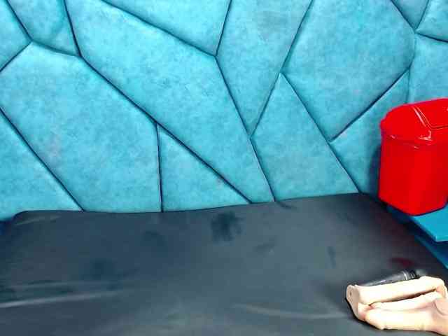 ShantalBBW webcam