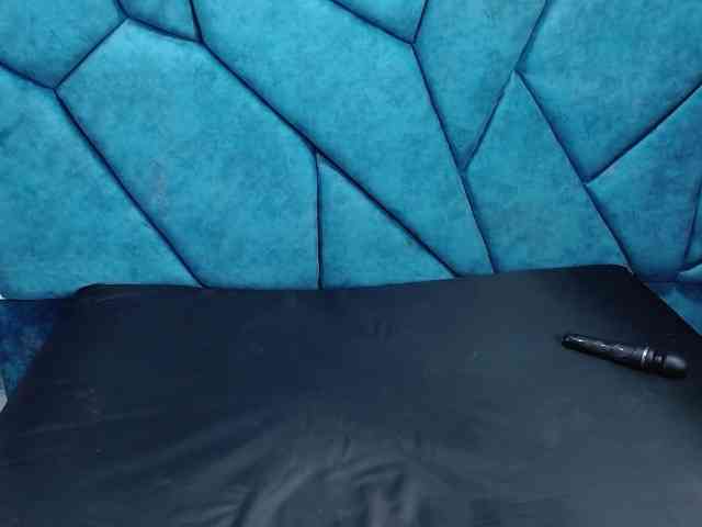 ShantalBBW webcam