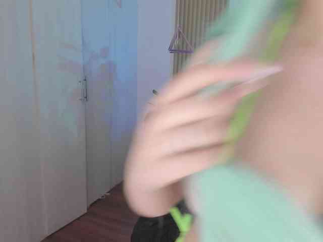 Kendallbonnyy webcam