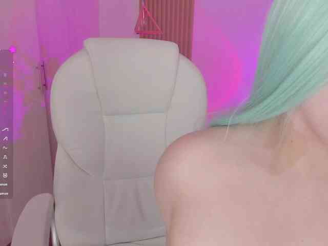 Kendallbonnyy webcam