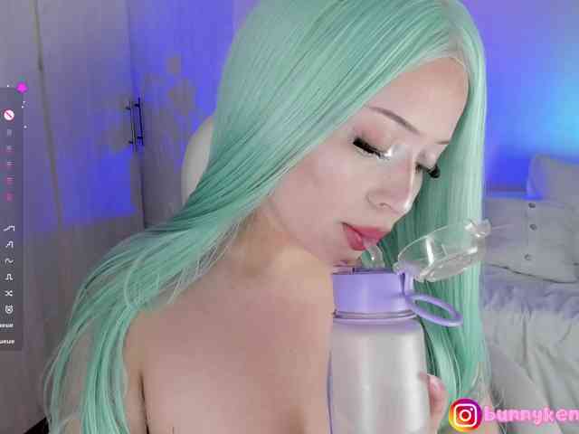 Kendallbonnyy webcam