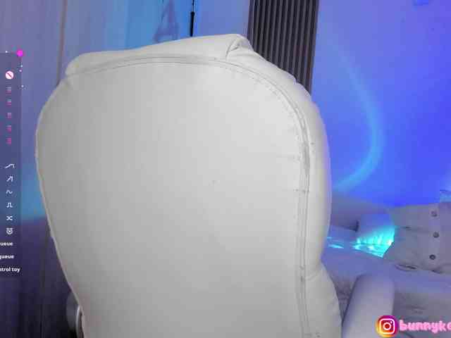 Kendallbonnyy webcam