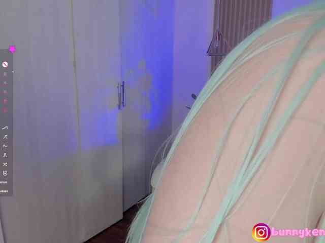 Kendallbonnyy webcam