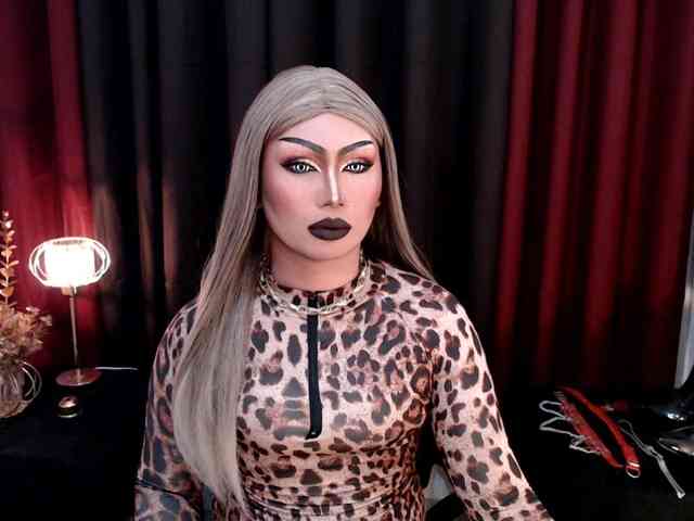 MissGiaX