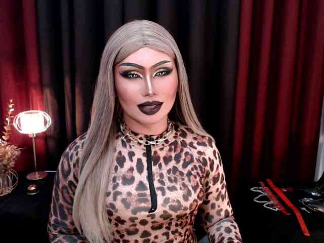 MissGiaX Live Webcam on BongaCams