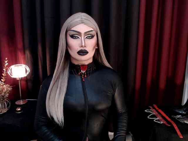 MissGiaX