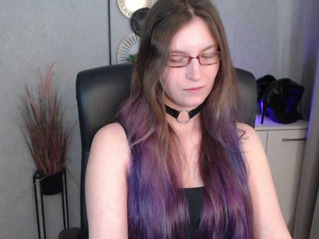 EmmaHeart webcam bongacams model stream image
