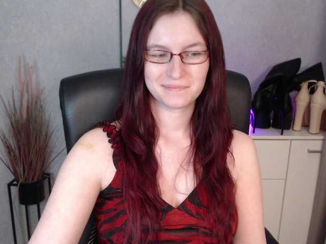 EmmaHeart webcam bongacams model stream image