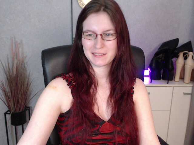 EmmaHeart webcam bongacams model stream image