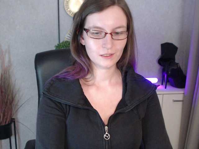 EmmaHeart webcam bongacams model stream image