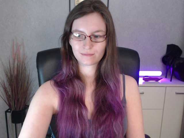 EmmaHeart webcam bongacams model stream image