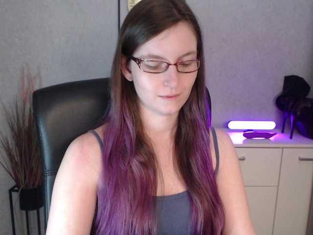 EmmaHeart webcam bongacams model stream image