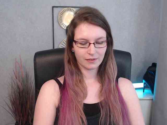 EmmaHeart webcam