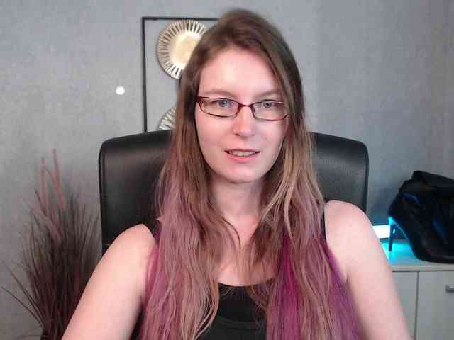 EmmaHeart webcam