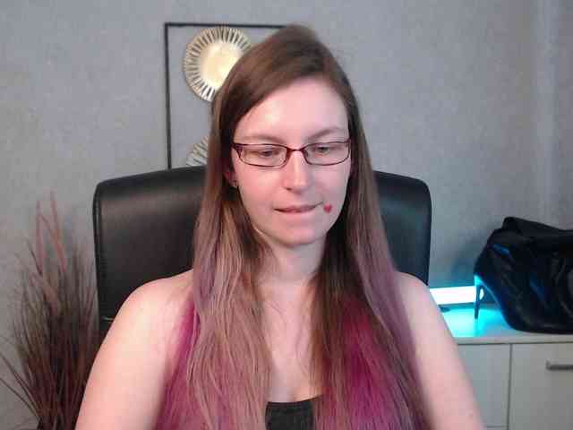 EmmaHeart webcam