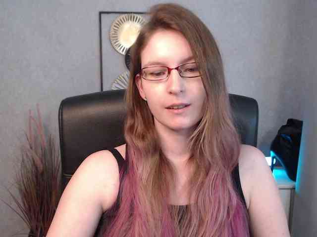 EmmaHeart webcam