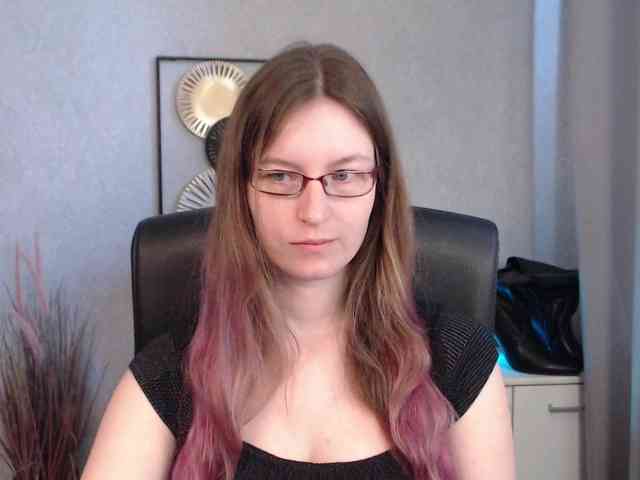 EmmaHeart webcam