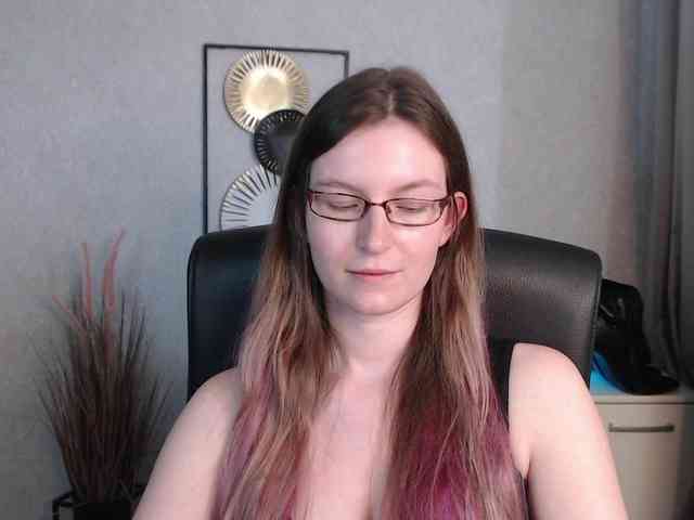 EmmaHeart webcam
