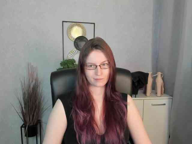 EmmaHeart Live Webcam on BongaCams