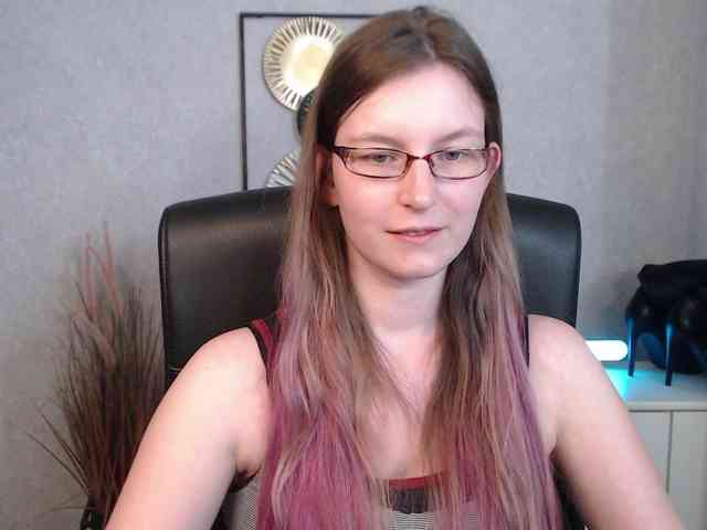 EmmaHeart webcam