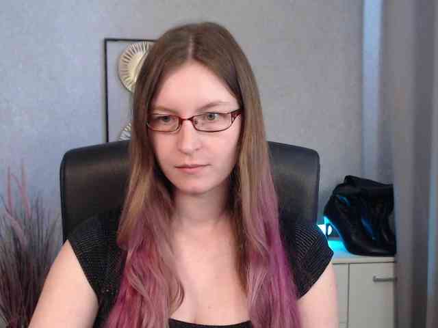 EmmaHeart webcam