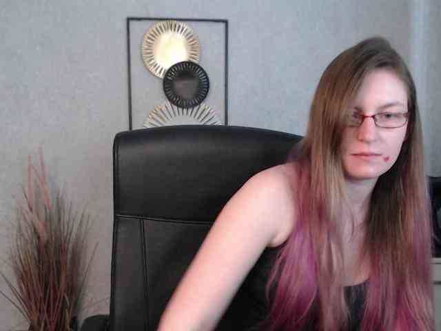 EmmaHeart webcam