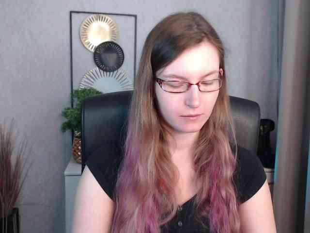 EmmaHeart webcam