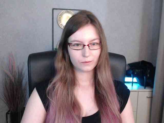 EmmaHeart webcam