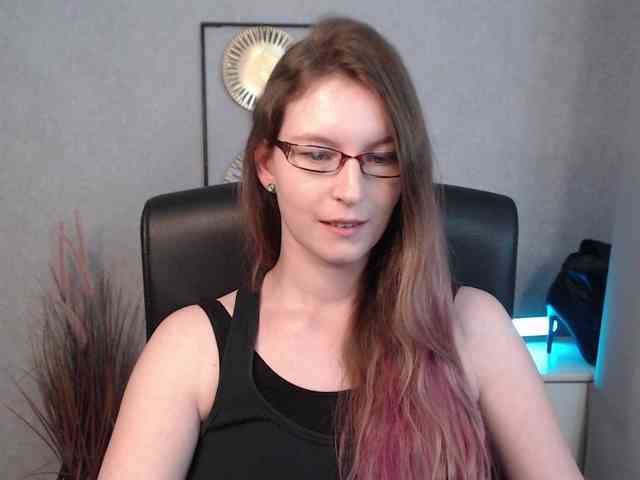 EmmaHeart webcam