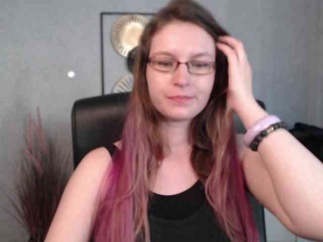 EmmaHeart webcam