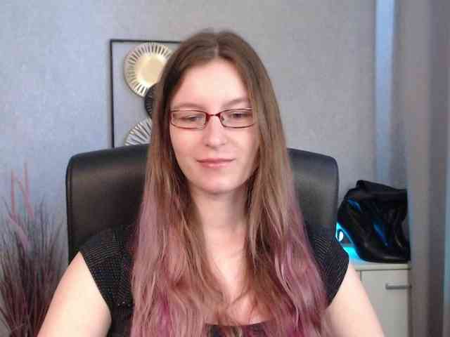 EmmaHeart webcam