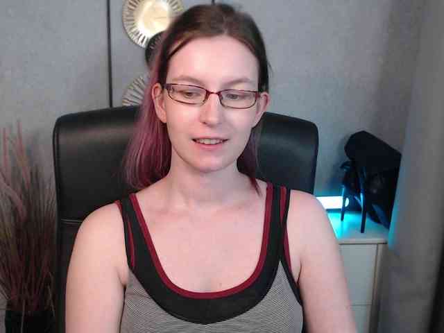 EmmaHeart webcam