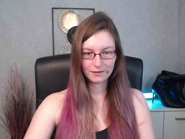 EmmaHeart webcam