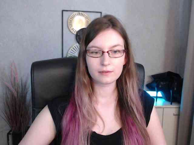 EmmaHeart webcam