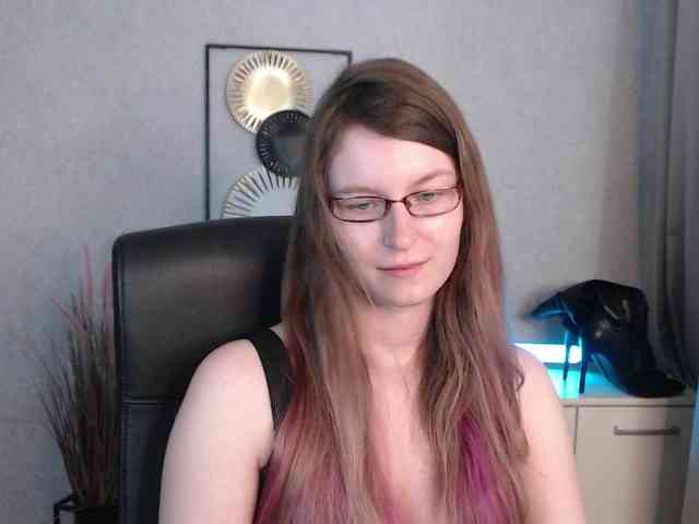 EmmaHeart webcam