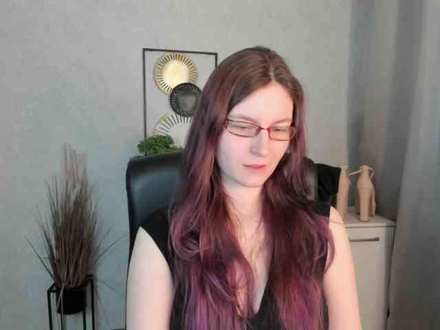 EmmaHeart Live Webcam on BongaCams