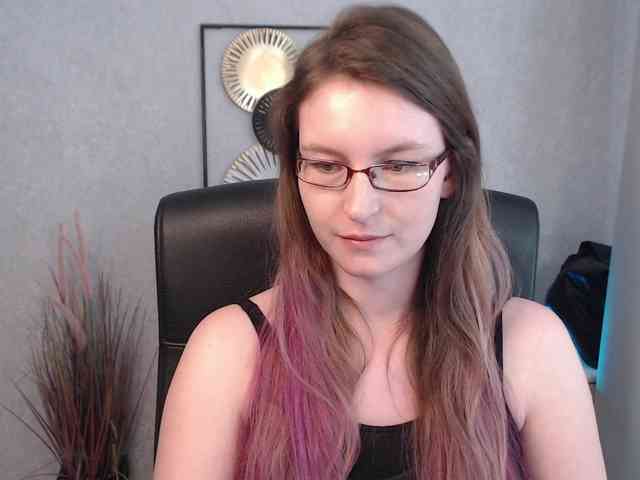 EmmaHeart webcam