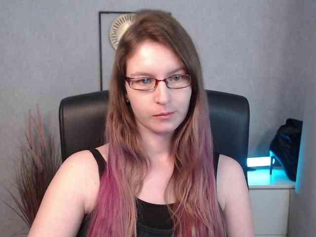 EmmaHeart webcam