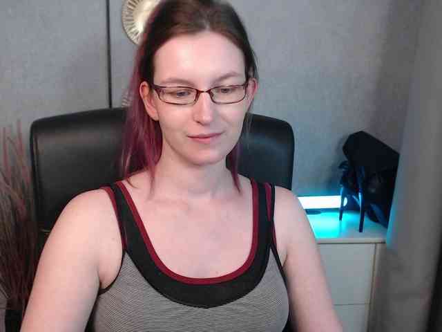 EmmaHeart webcam