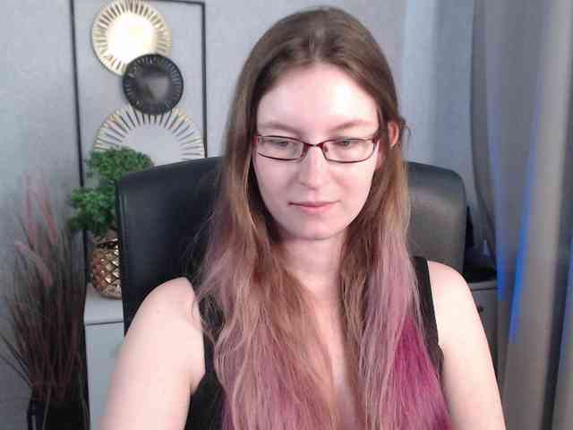 EmmaHeart webcam