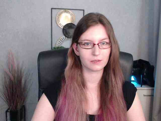 EmmaHeart webcam