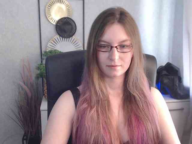 EmmaHeart webcam
