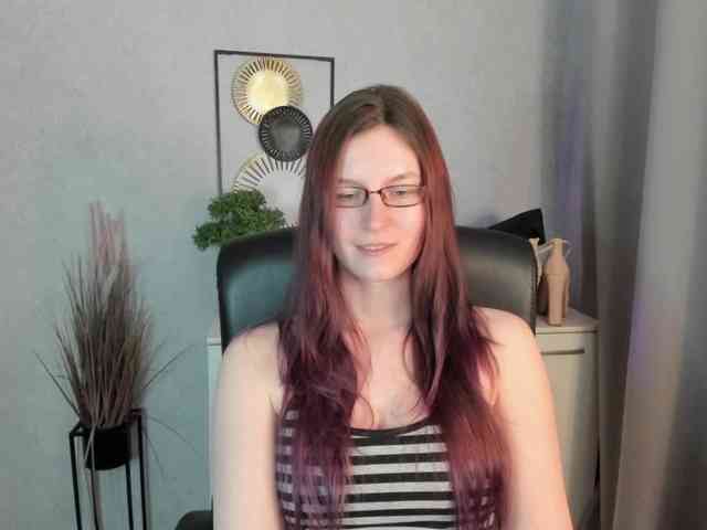 EmmaHeart Live Webcam on BongaCams