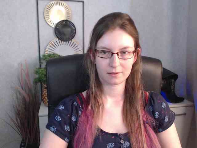 EmmaHeart webcam