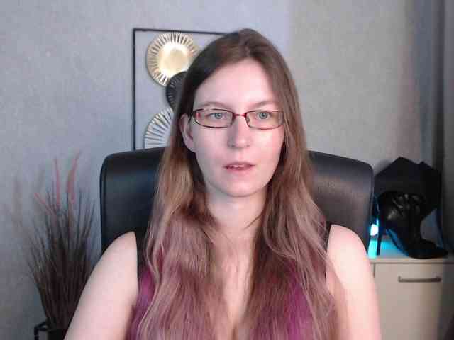 EmmaHeart webcam