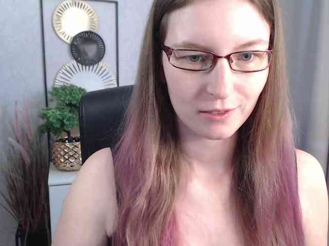 EmmaHeart webcam