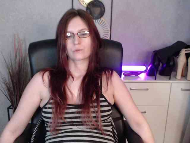 EmmaHeart Live Webcam on BongaCams